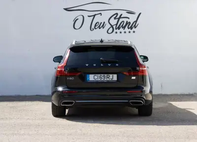 Volvo V60 2022 - 25500 EUR, 123000 km - AUTO.MOTO.pt - 123000km - foto 4 de 63