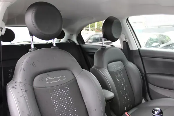 Fiat 500X 2021 - 16400 EUR, 7450 km - 7450km - foto 36 de 38