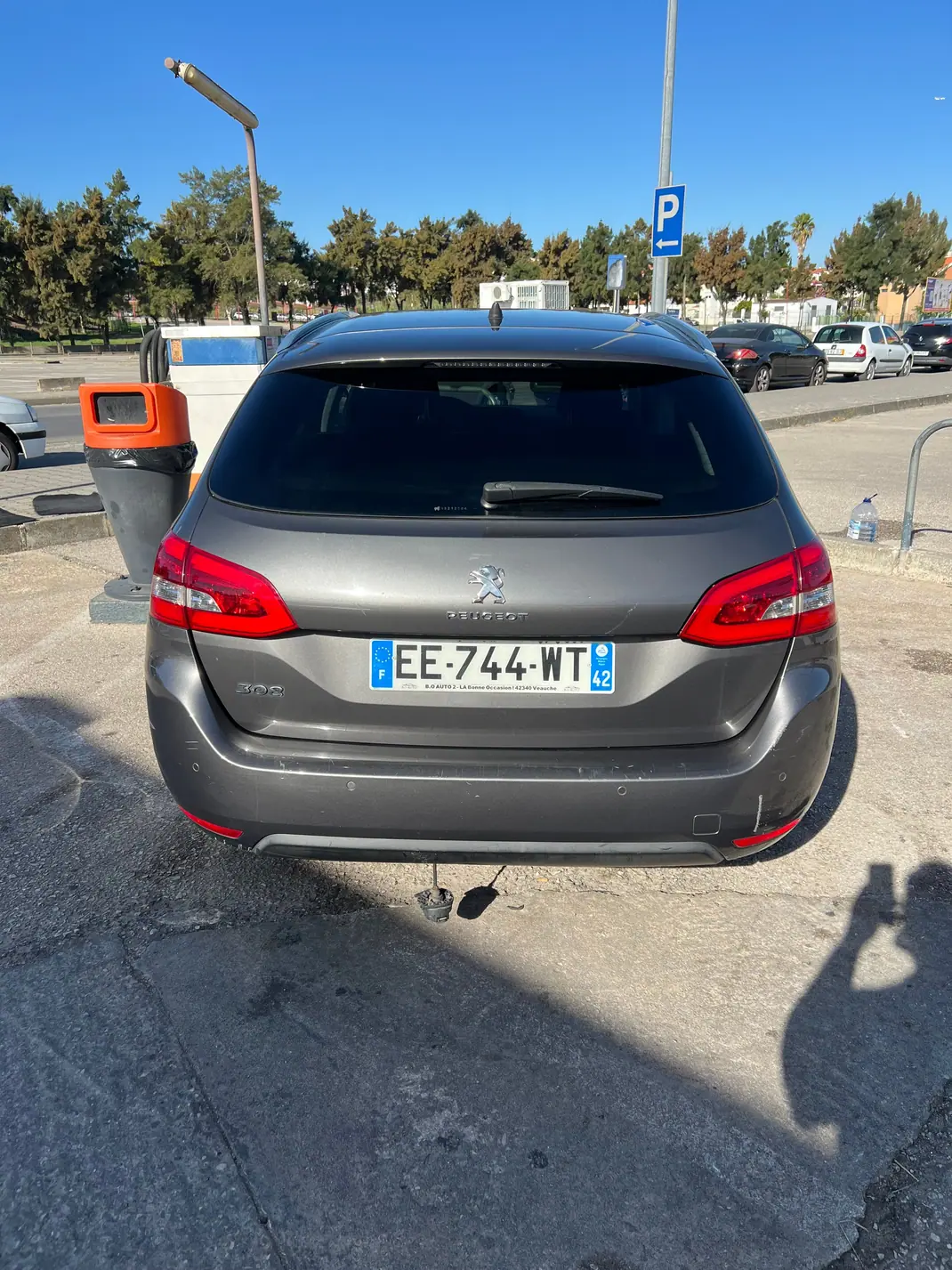 Peugeot 308 2016 - 7500 EUR, 147658 km - 147658km - foto 2 de 9