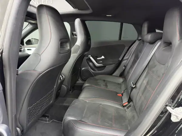 Mercedes-Benz CLA 180 2021 - 27950 EUR, 178635 km - AUTO.MOTO.pt - 178635km - foto 45 de 51