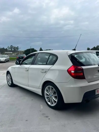 BMW 116 2011 - 14000 EUR, 184987 km - AUTO.MOTO.pt - 184987km - foto 5 de 26