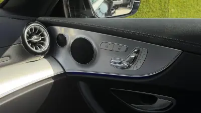 Mercedes-Benz E 220 2018 - 44990 EUR, 78000 km - AUTO.MOTO.pt - 78000km - foto 13 de 30