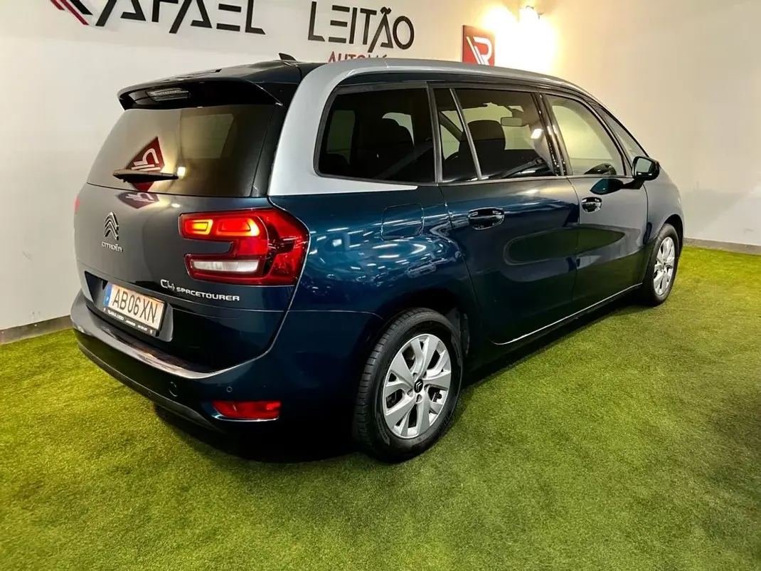 Citroën C4 Spacetourer 2020 - 15900 EUR, 152000 km - AUTO.MOTO.pt - 152000km - foto 9 de 31
