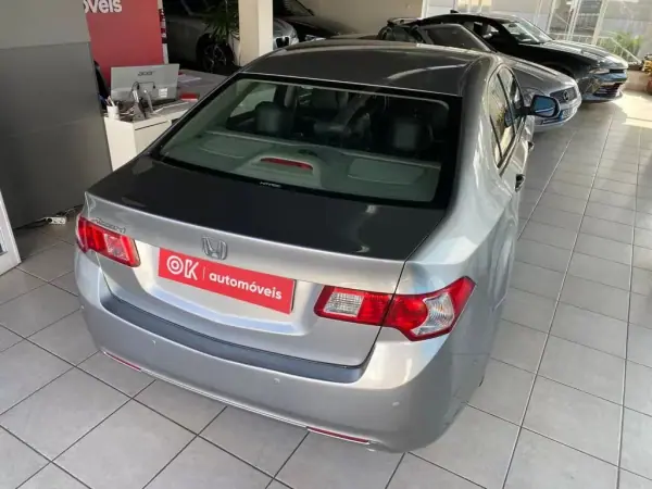 Honda Accord 2009 - 9250 EUR, 266508 km - AUTO.MOTO.pt - 266508km - foto 27 de 34