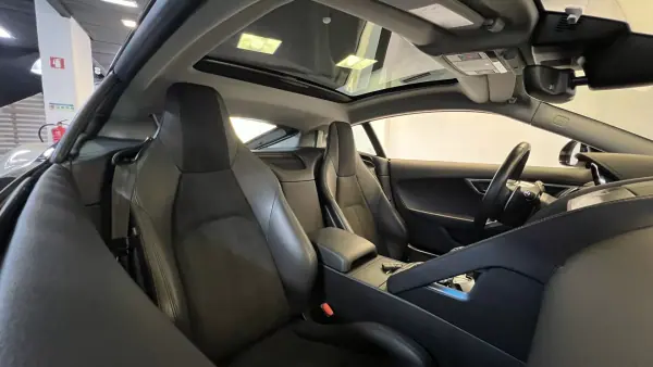 Jaguar F-Type 2019 - 47990 EUR, 45000 km - AUTO.MOTO.pt - 45000km - foto 7 de 47
