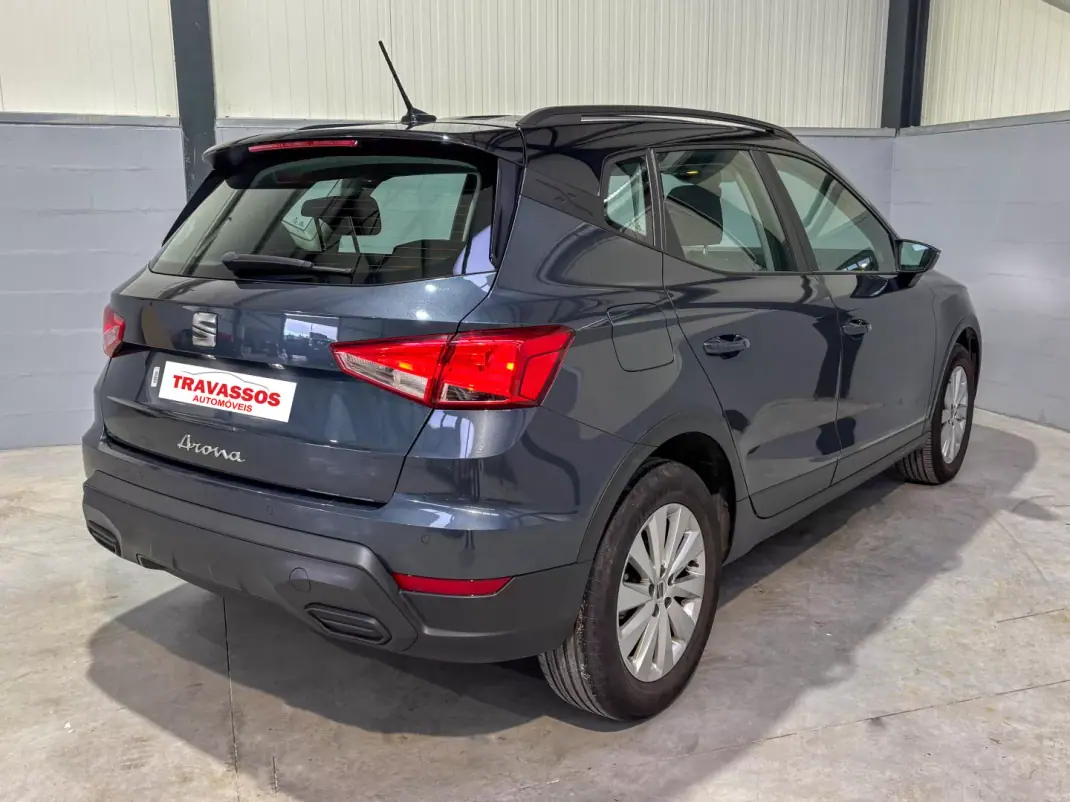 SEAT Arona 2023 - 15800 EUR, 84125 km - AUTO.MOTO.pt - 84125km - foto 2 de 15