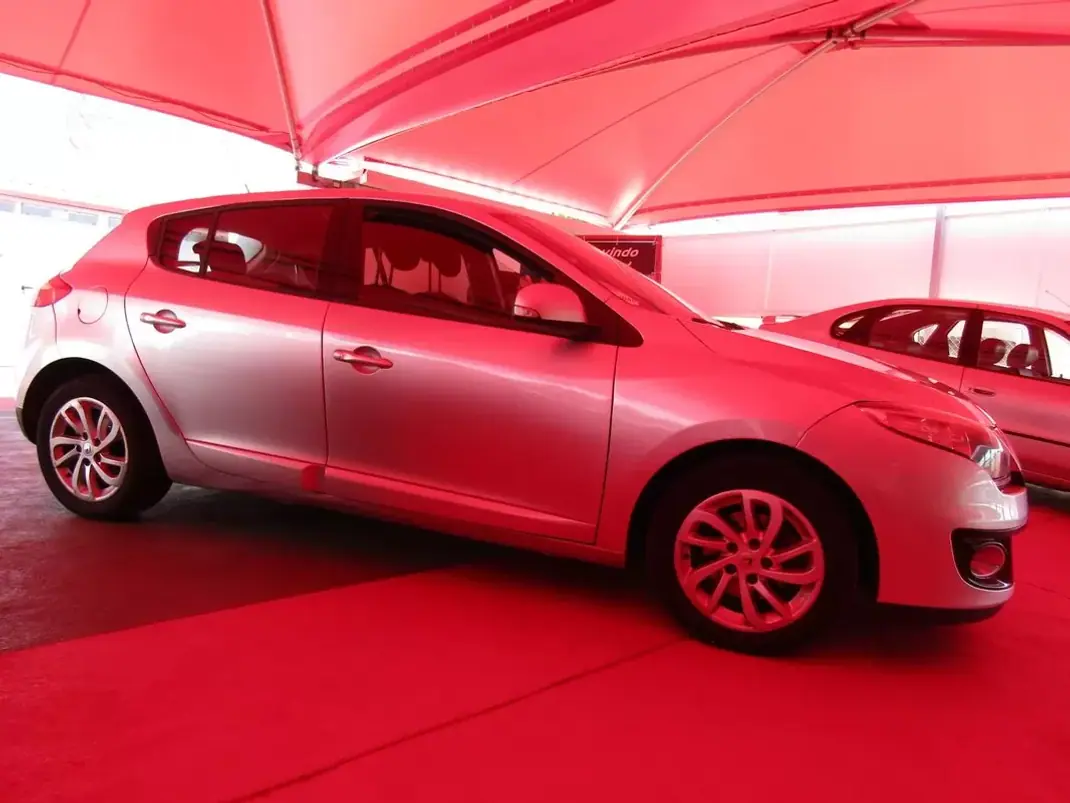 Renault Mégane 2013 - 4950 EUR, 374890 km - 374890km - foto 2 de 11