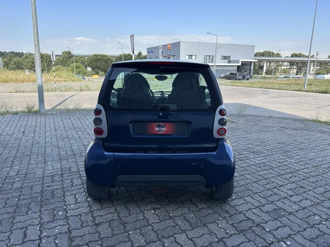 Smart ForTwo Coupé 2004 - 3490 EUR, 193000 km - AUTO.MOTO.pt - 193000km - foto 5 de 15