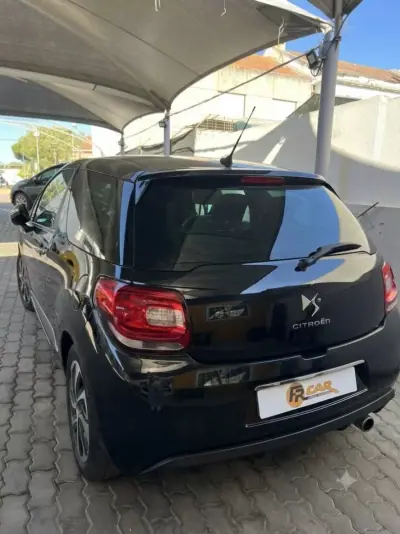 Citroën DS3 2012 - 10900 EUR, 121482 km - AUTO.MOTO.pt - 121482km - foto 6 de 8