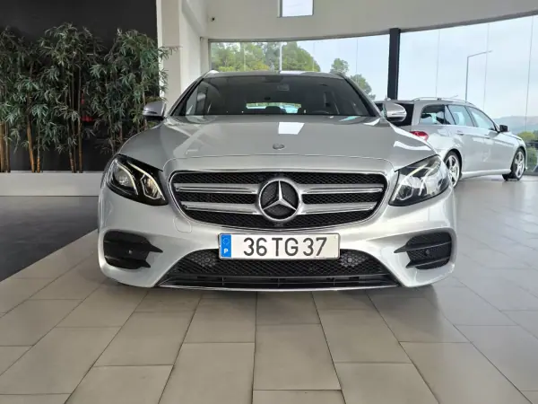 Mercedes-Benz E 220 d AMG Line 2017 Diesel