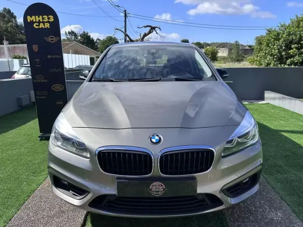 BMW 218 Active Tourer 2014 - 13900 EUR, 150000 km - AUTO.MOTO.pt - 150000km - foto 2 de 60