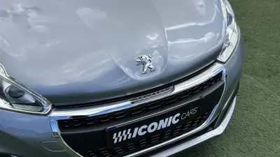 Peugeot 208 2019 - 8990 EUR, 107500 km - 107500km - foto 10 de 31