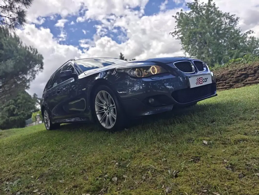 BMW 520 2008 - 7990 EUR, 268000 km - AUTO.MOTO.pt - 268000km - foto 1 de 42