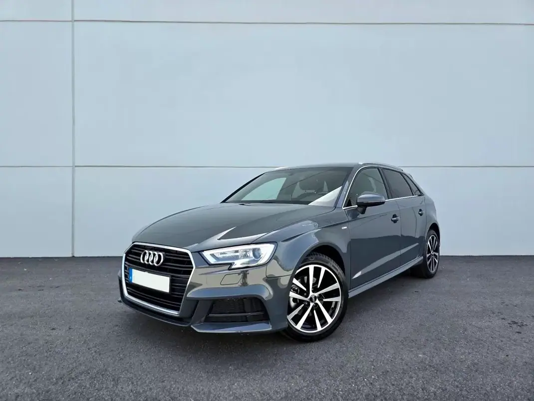 Audi A3 Sportback 2019 - 17500 EUR, 81000 km - AUTO.MOTO.pt - 81000km - foto 1 de 33