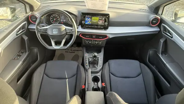 SEAT Ibiza 2021 - 15990 EUR, 70000 km - AUTO.MOTO.pt - 70000km - foto 28 de 33
