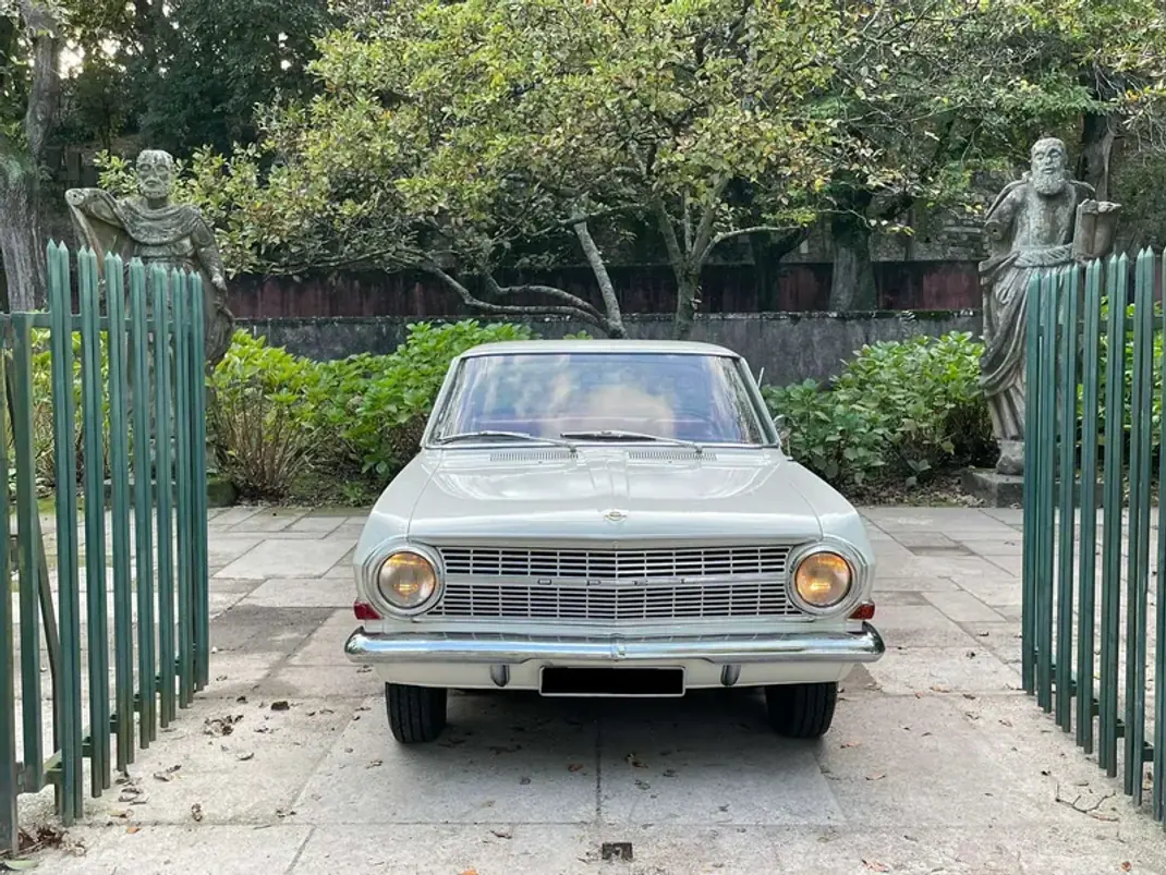 Opel Olympia 1965 - 25000 EUR, 92000 km - 92000km - foto 32 de 37