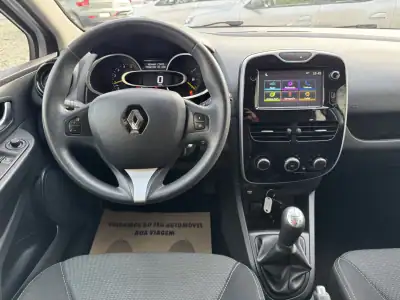 Renault Clio Sport Tourer 2015 - 8750 EUR, 190000 km - AUTO.MOTO.pt - 190000km - foto 9 de 35