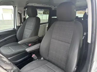 Mercedes-Benz Vito Tourer 2020 - 29900 EUR, 225000 km - AUTO.MOTO.pt - 225000km - foto 24 de 33
