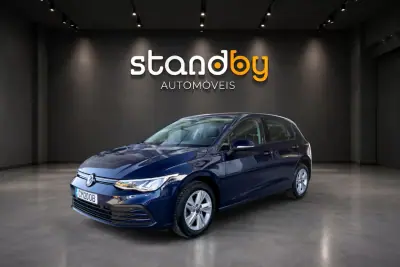 Volkswagen Golf 2023 — foto 5 de 15