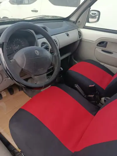 Renault Kangoo 2004 - 3000 EUR, 280000 km - AUTO.MOTO.pt - 280000km - foto 2 de 4