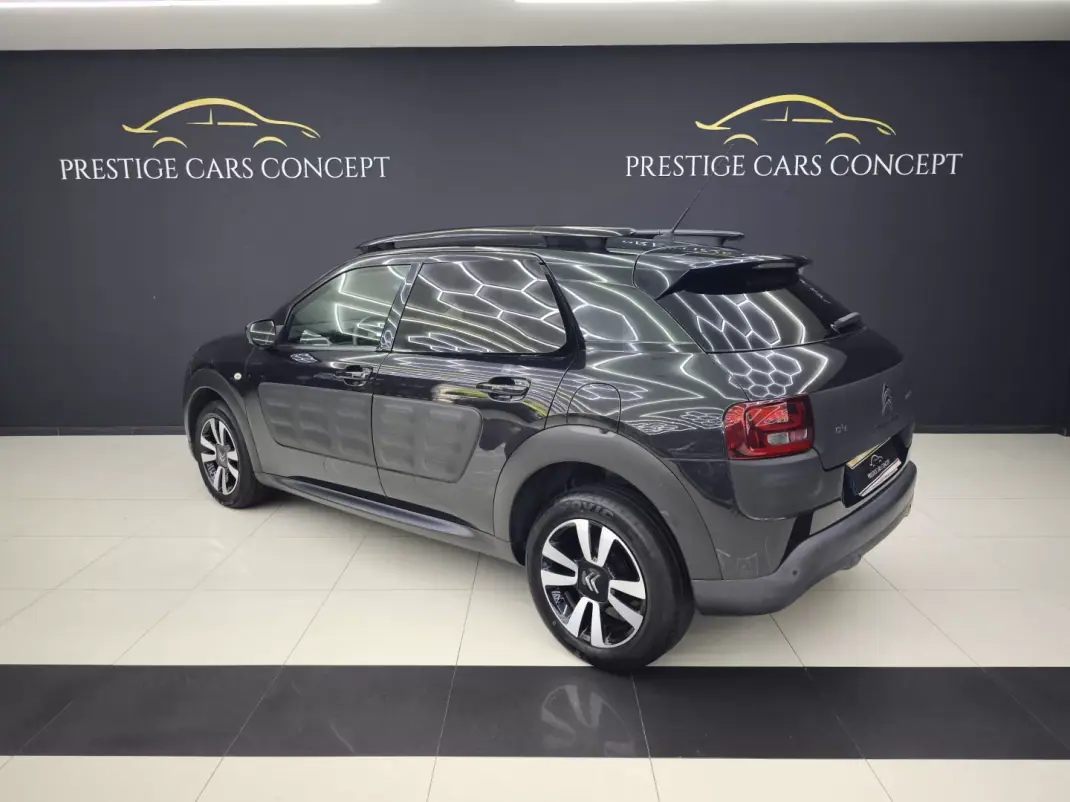 Citroën C4 Cactus 2015 - 10950 EUR, 186687 km - 186687km - foto 5 de 46