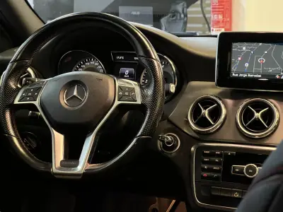 Mercedes-Benz GLA 200 2015 - 21990 EUR, 120000 km - AUTO.MOTO.pt - 120000km - foto 18 de 33