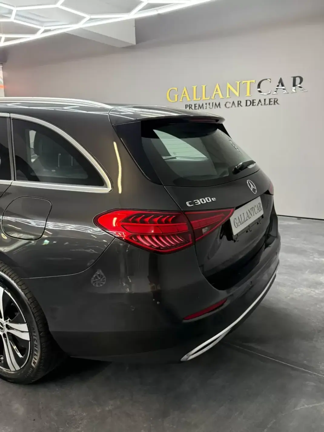 Mercedes-Benz C 300 2023 - 36500 EUR, 88706 km - 88706km - foto 29 de 32