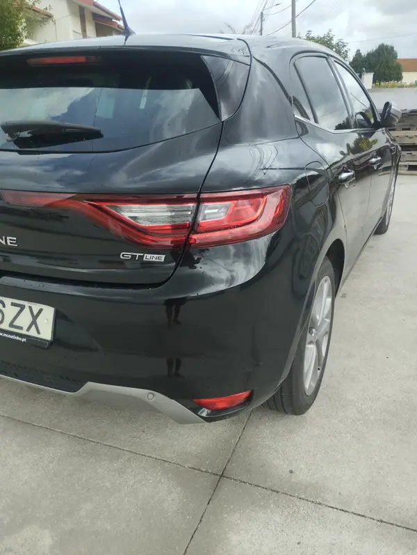 Renault Mégane 2021 - 16200 EUR, 63000 km - 63000km - foto 11 de 12