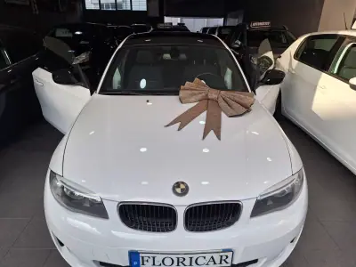 BMW 118 2011 - 11900 EUR, 243000 km - AUTO.MOTO.pt - 243000km - foto 7 de 22
