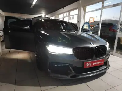BMW 740 2018 - 30750 EUR, 246000 km - AUTO.MOTO.pt - 246000km - foto 19 de 40