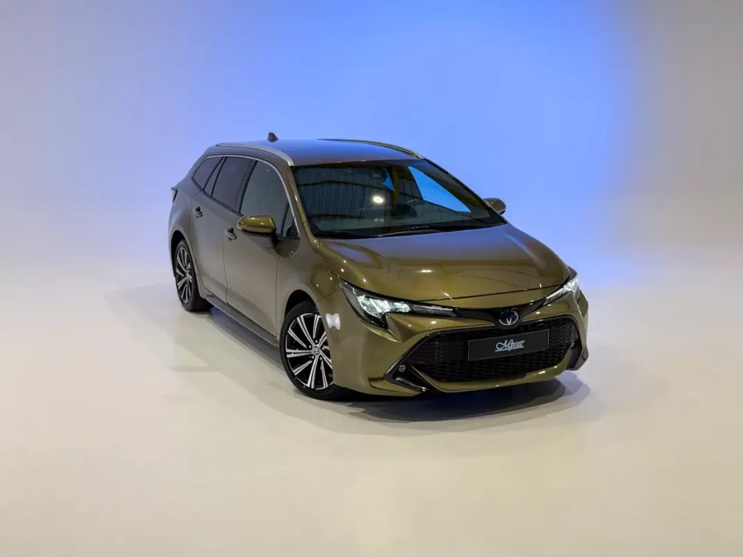 Toyota Corolla Touring Sports 2022 - 20950 EUR, 145000 km - 145000km - foto 21 de 35