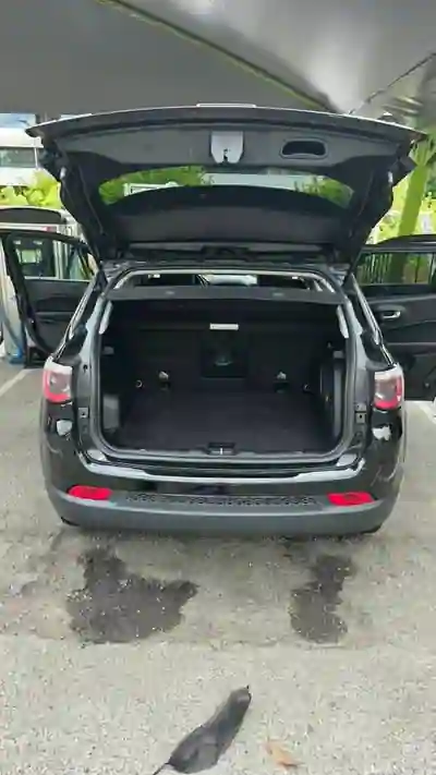 Jeep Compass 2017 - 17500 EUR, 221000 km - foto 6 de 10