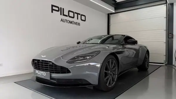 Aston Martin DB11 Coupé V8 Auto 2020 Petrol