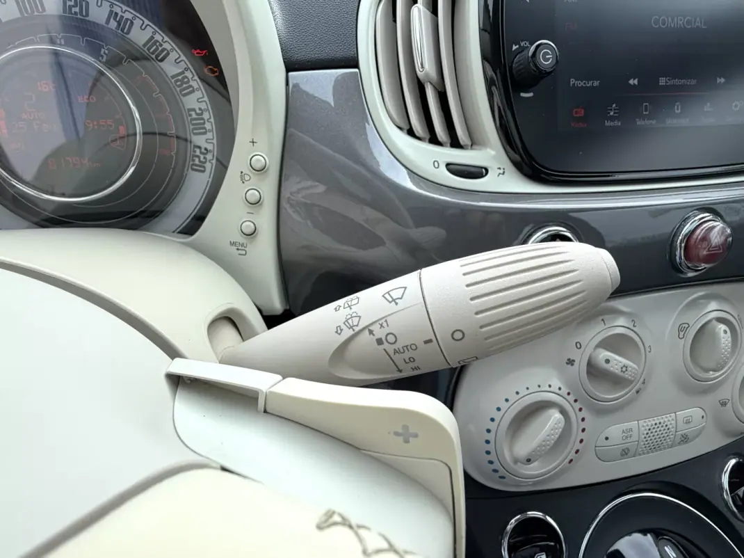 Fiat 500 2020 - 13650 EUR, 81794 km - AUTO.MOTO.pt - 81794km - foto 10 de 15