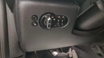 MINI Electric 2021 - 20500 EUR, 73589 km - AUTO.MOTO.pt - 73589km - foto 33 de 48