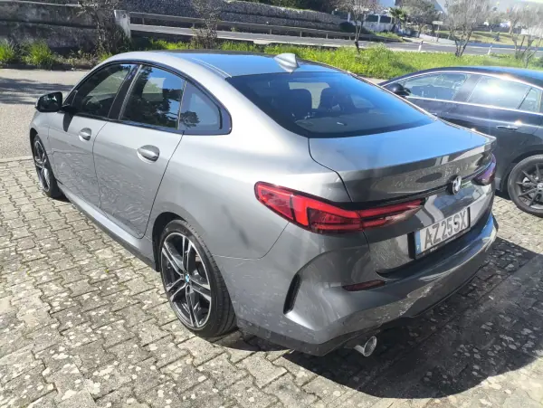 BMW 216 Gran Coupé 2023 - 26900 EUR, 144000 km - AUTO.MOTO.pt - 144000km - foto 8 de 25