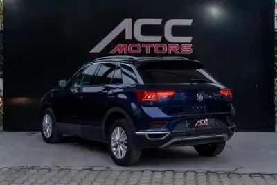 Volkswagen T-Roc 2019 - 21900 EUR, 135000 km - AUTO.MOTO.pt - 135000km - foto 35 de 48