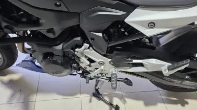 BMW F 900 R 2023 - 10900 EUR, 1060 km - AUTO.MOTO.pt - 1060km - foto 13 de 23