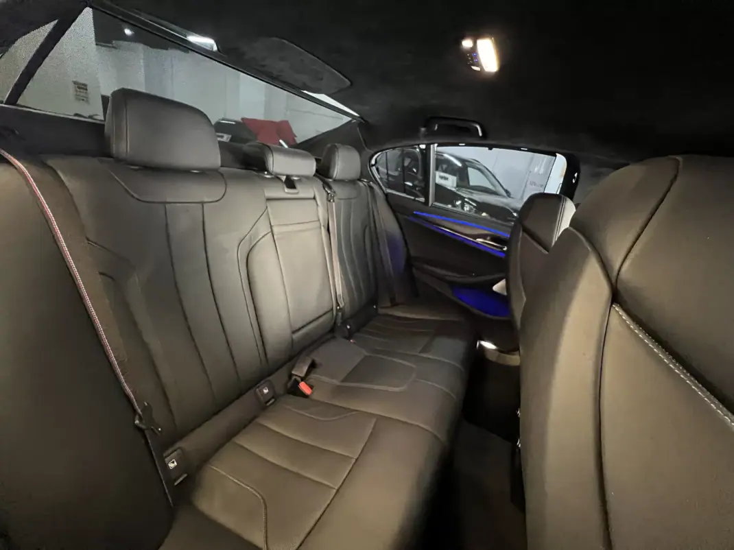 BMW M5 2019 - 87990 EUR, 80000 km - AUTO.MOTO.pt - 80000km - foto 8 de 59