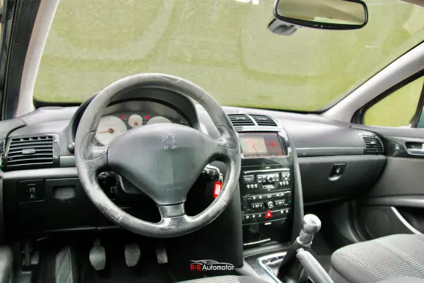 Peugeot 407 2009 - 4800 EUR, 272000 km - AUTO.MOTO.pt - 272000km - foto 3 de 21