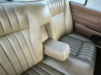 Jaguar XJ6 1976 - 24950 EUR, 47777 km - AUTO.MOTO.pt - 47777km - foto 52 de 60