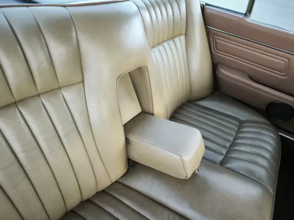 Jaguar XJ6 1976 - 24950 EUR, 47777 km - AUTO.MOTO.pt - 47777km - foto 52 de 60