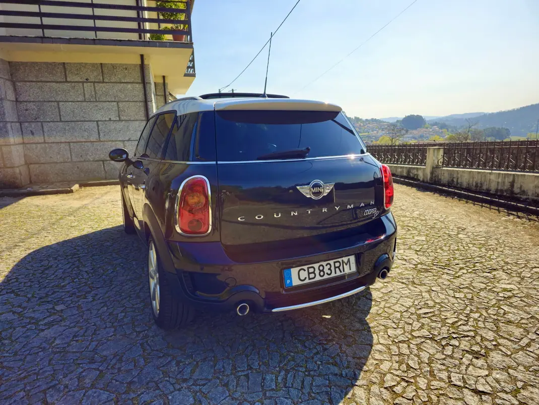 MINI Countryman 2011 - 13500 EUR, 211000 km - AUTO.MOTO.pt - 211000km - foto 3 de 14