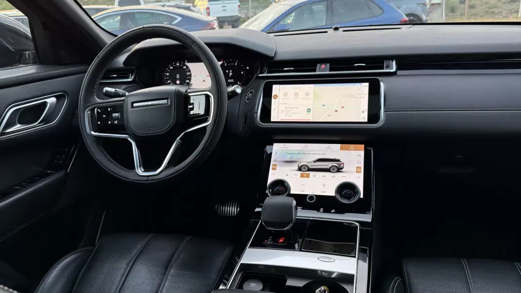 Land Rover Range Rover Velar 2021 - 63990 EUR, 70000 km - 70000km - foto 33 de 50
