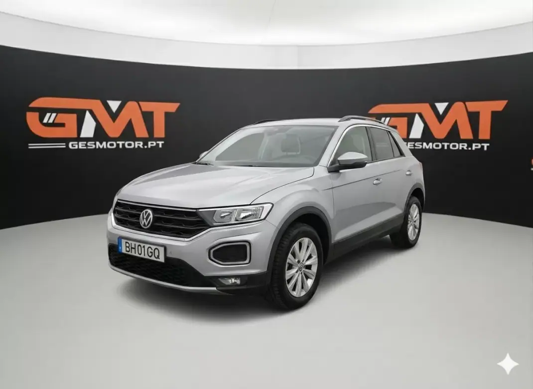 Volkswagen T-Roc 2024 - 24990 EUR, 124830 km - AUTO.MOTO.pt - 124830km - foto 2 de 12