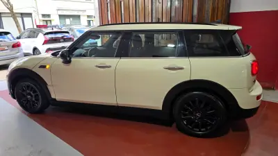MINI Clubman 2017 - 13890 EUR, 159999 km - AUTO.MOTO.pt - 159999km - foto 11 de 51