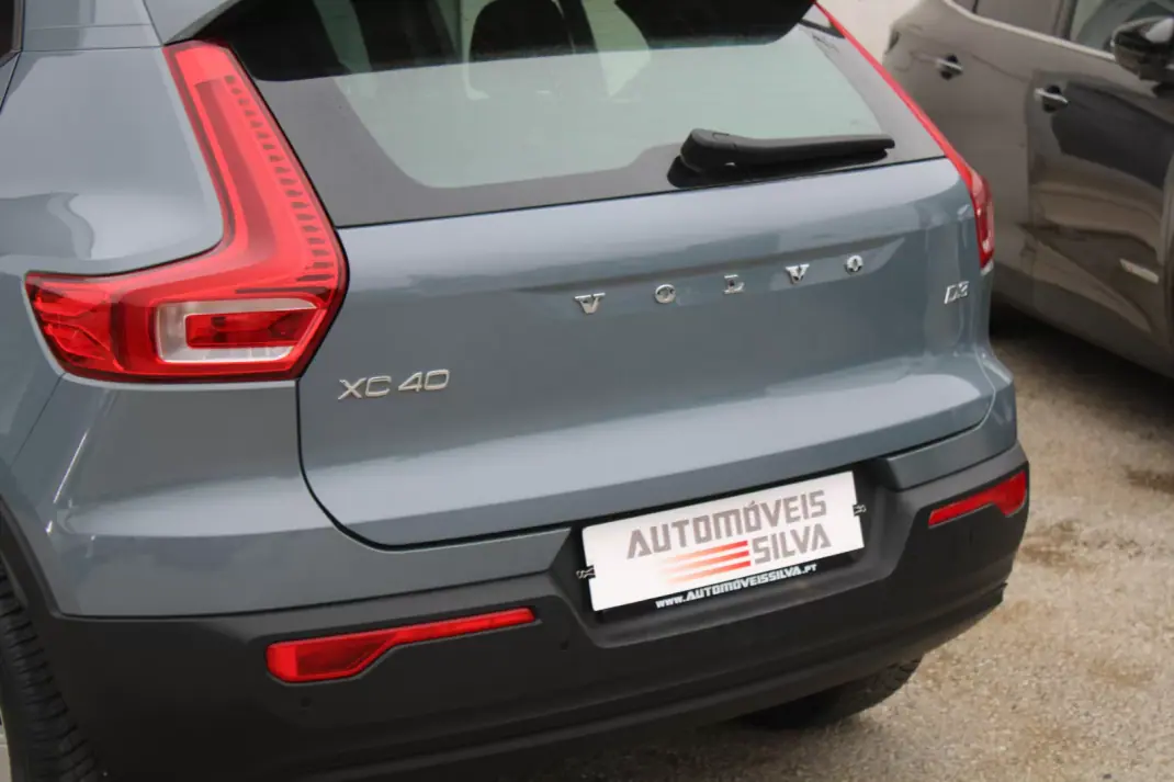 Volvo XC 40 2019 - 18900 EUR, 212000 km - AUTO.MOTO.pt - 212000km - foto 15 de 30