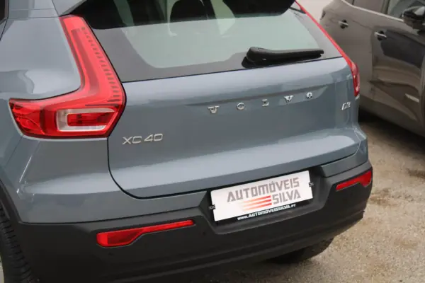 Volvo XC 40 2019 - 18900 EUR, 212000 km - AUTO.MOTO.pt - 212000km - foto 15 de 30