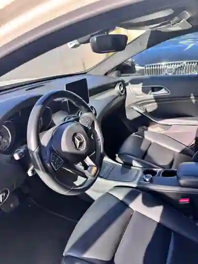 Mercedes-Benz GLA 180 2017 - 19500 EUR, 112000 km - 112000km - foto 14 de 14