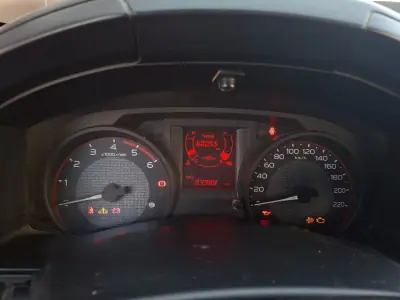 Isuzu 2018 - 18900 EUR, 83988 km - AUTO.MOTO.pt - 83988km - foto 4 de 15